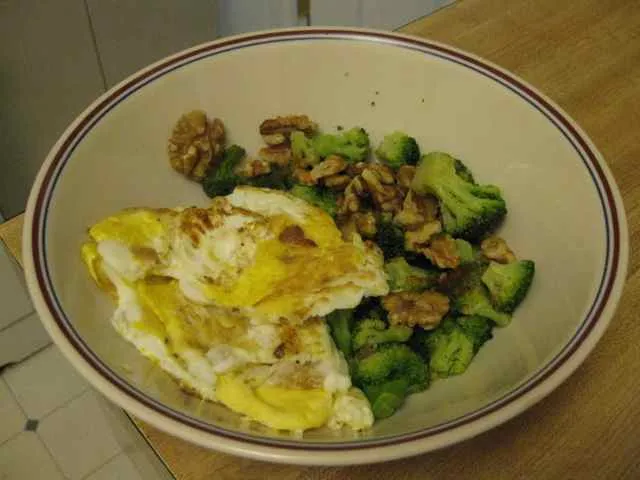 Eggs, broccoli, walnuts