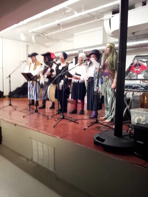 Balkan Babes after intermission