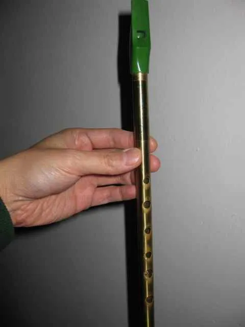 Feadóg tin whistle