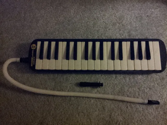 Hohner Student 32 Melodica