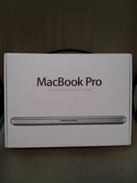 MacBook Pro 2012 in box