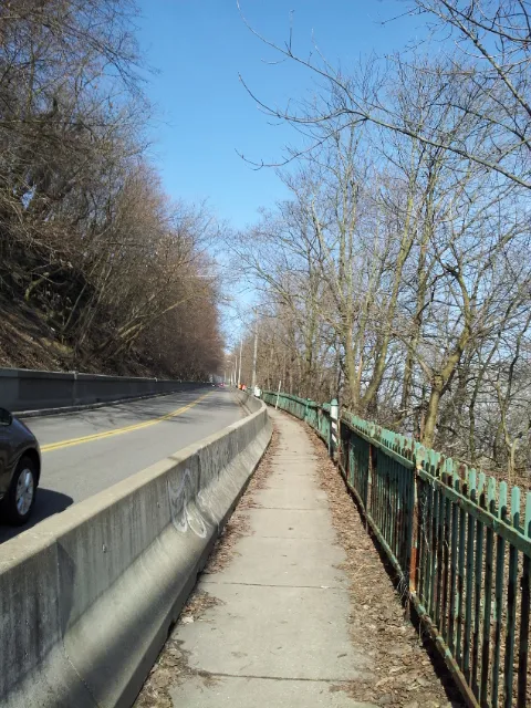 Uphill to Mount Washington